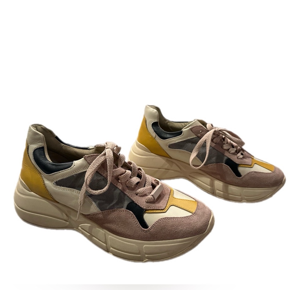 Steve Madden Balenciaga style Dad sneaker - Picture 2 of 10